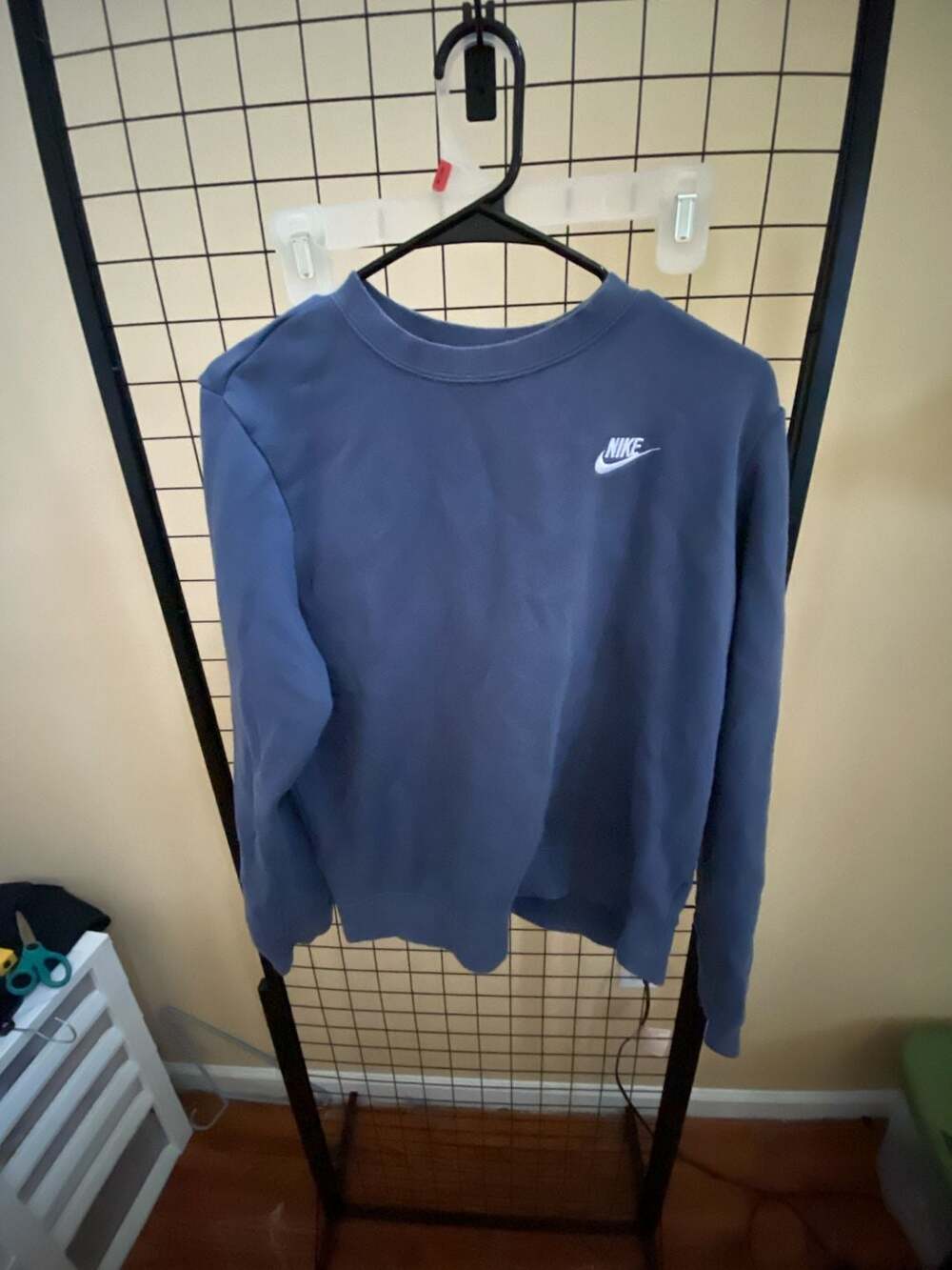 Nike Crewneck Sweatshirt Size M Blue Embroidered Swoosh